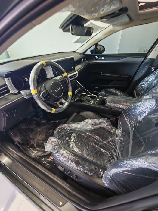 Прадаетса кия к 5 радное краска 2021/2022 год