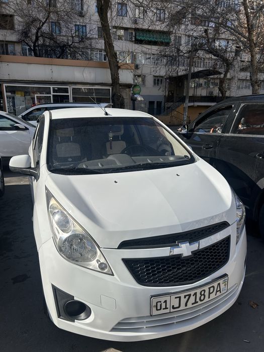 Спарк сотилади