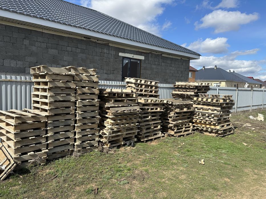 Продам Поддоны б/у