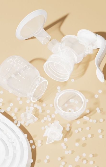 Ручной молокоотсос с бутылкой 180 мл сцеживатель молока