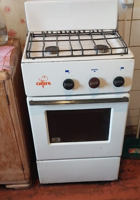 Газовая плита продаю