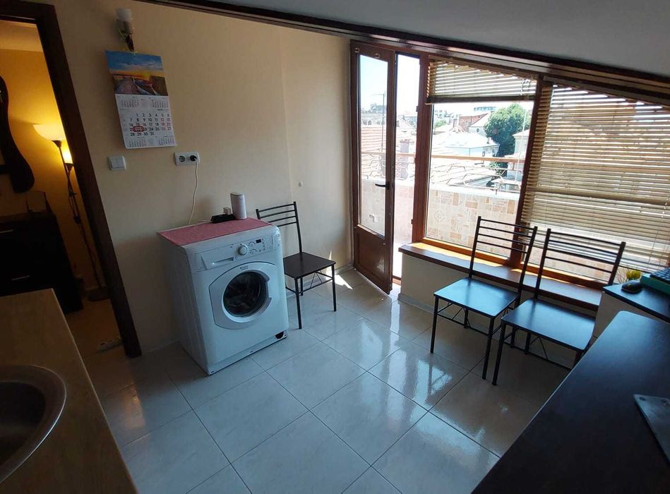 Продава се Тристаен апартамент в Бургас, Център - 60 кв.м за 2150 €/кв.м - Снимка #3