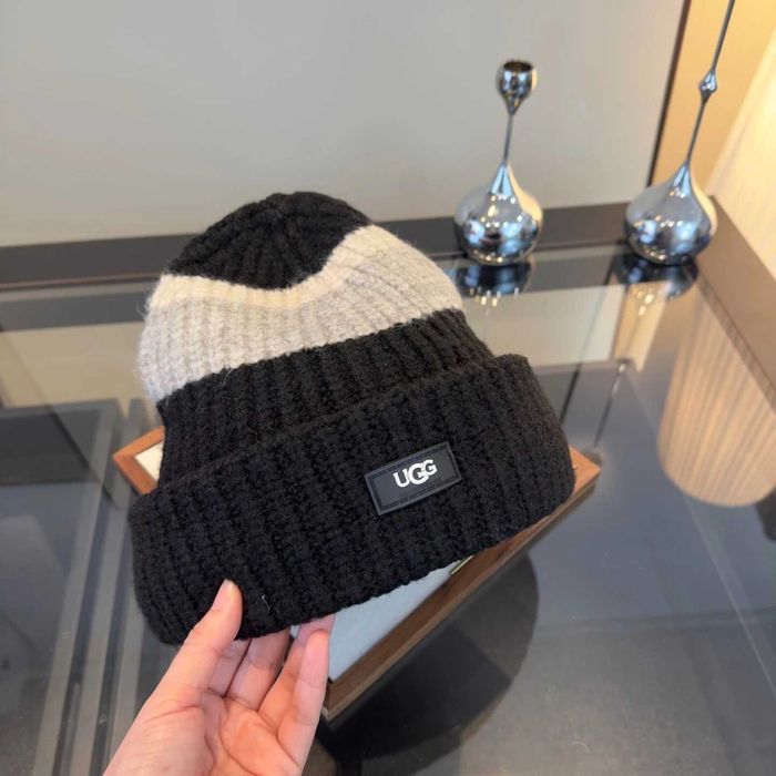 Aduc pe comanda Fes UGG orice model