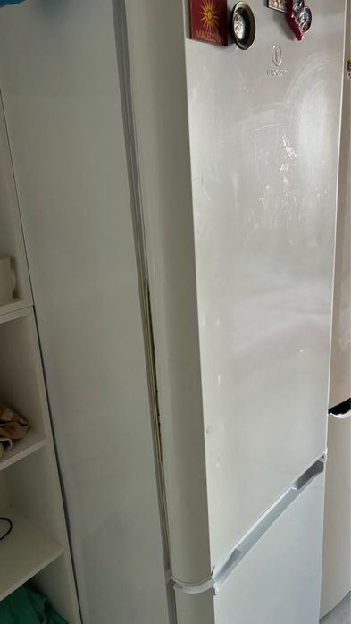 Холодильник индезит
