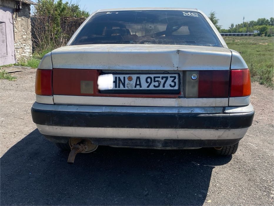 Audi     100 2.3