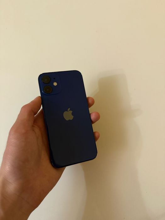Продаю Айфон 12 мини/Iphone 12 mini