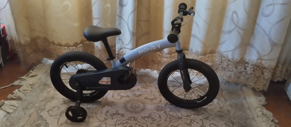 Продам велосипед для ребенка miniby