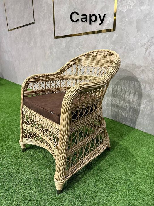 RATAN TOʻQIMA stol sutullar