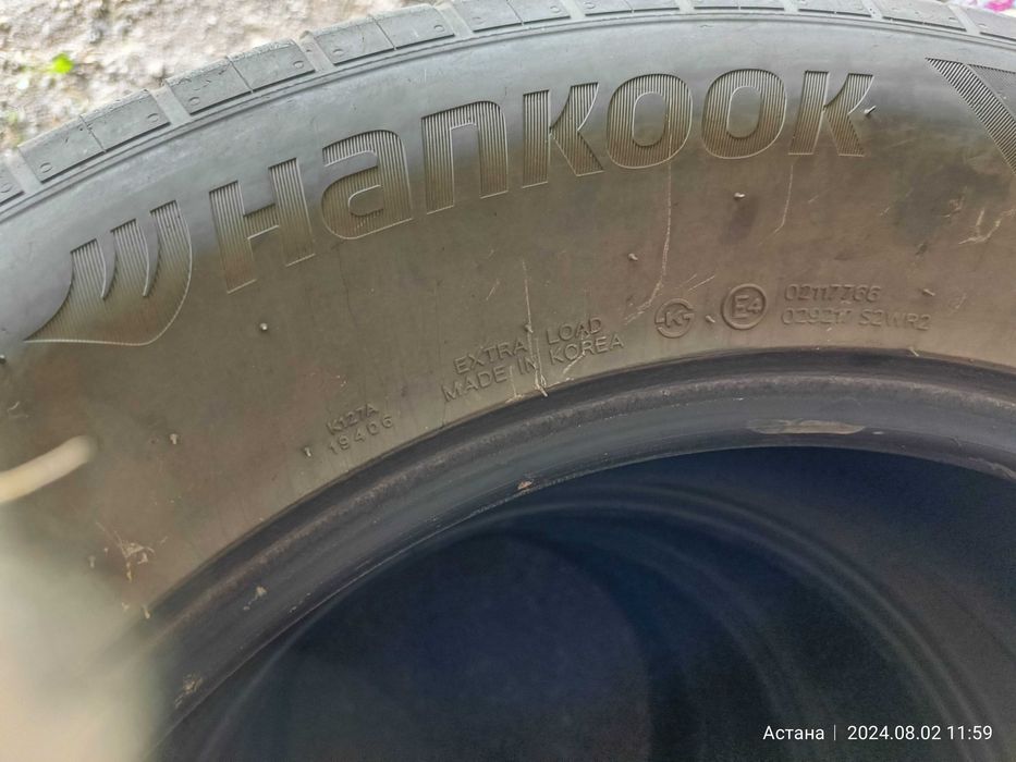 Продам два баллона, шины - резину HANKOOK 275/55ZR20, MADIN IN KOREA