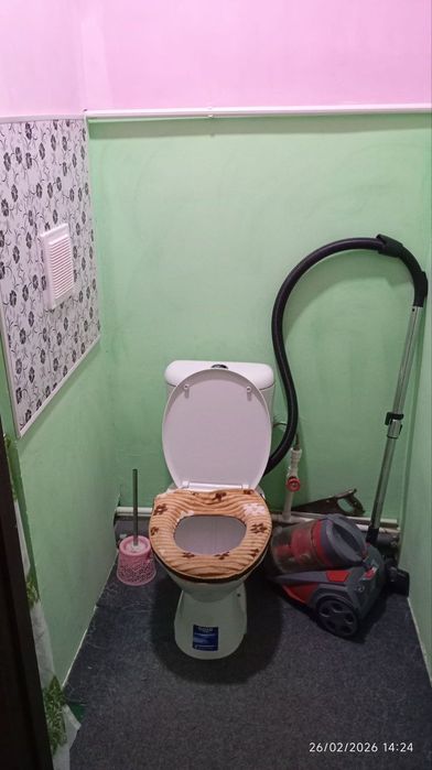 Dom 1 xonali sotiladi