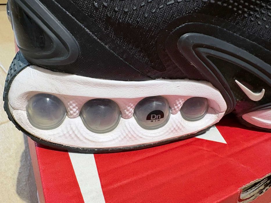 Маратонки Nike Air Max Dn