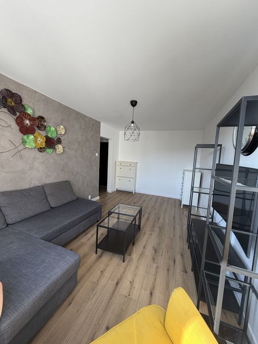 Proprietar – Vând apartament 2 camere decomandat | Crângași | Str. Ceahlăul | Renovat complet | Mobilat și utilat