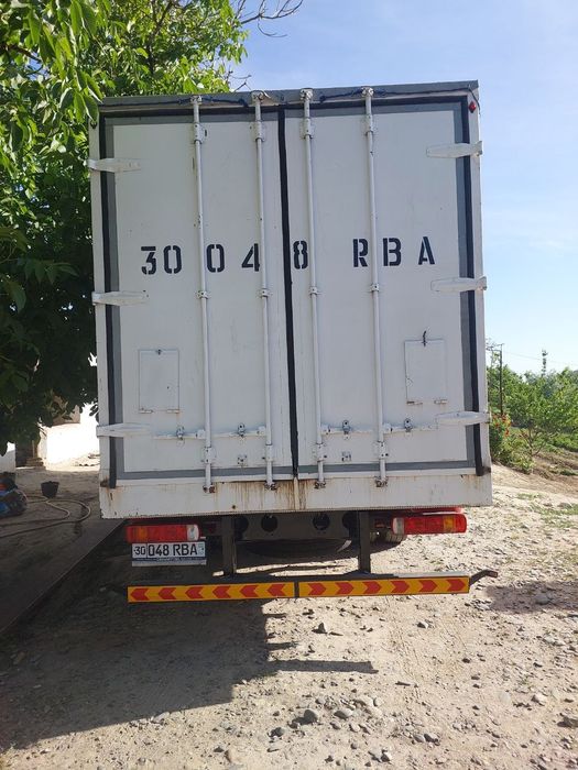 Faw yuk avtomashinasi