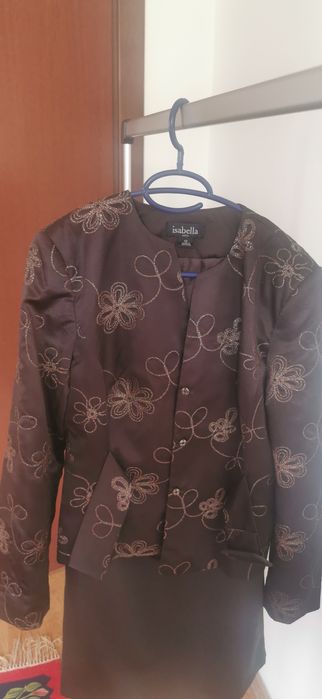 Oferta _ Costum femei nepurtat