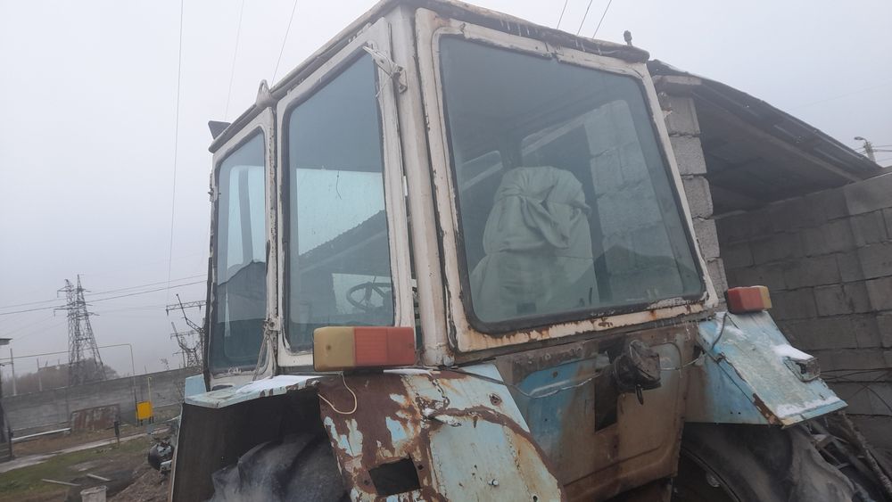 Кабина юмз трактор матор радиатор  мосты