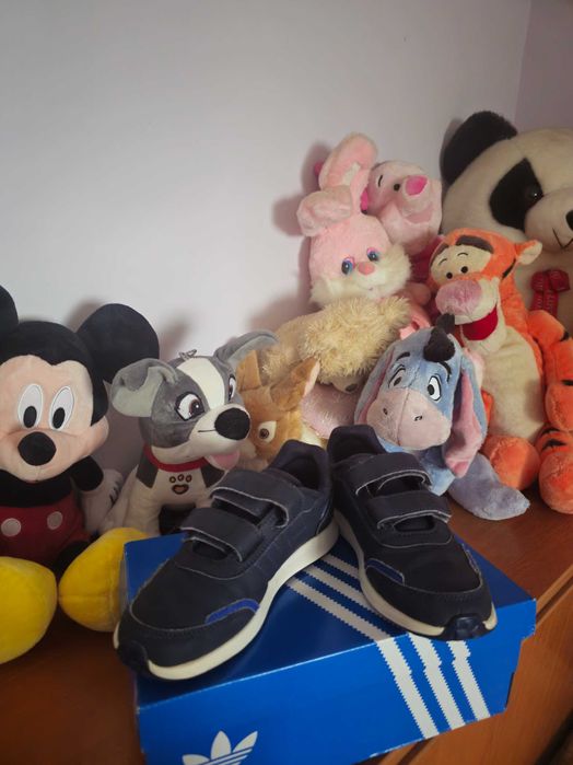 Adidas маратонки