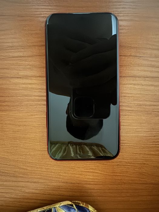 Iphone XR красный 64 GB