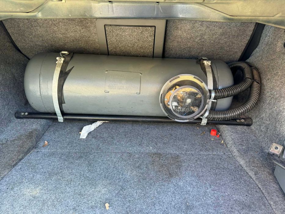 BMW Е90 320 I на части