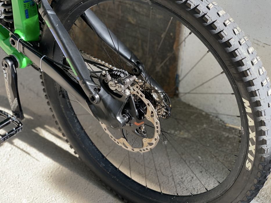 Продам даунхильный велосипед Kona Operator