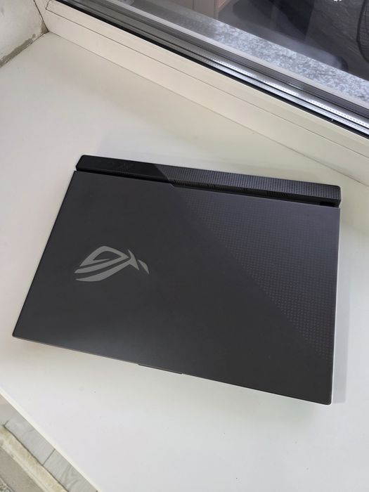 Ноутбук Asus rogstrix g513