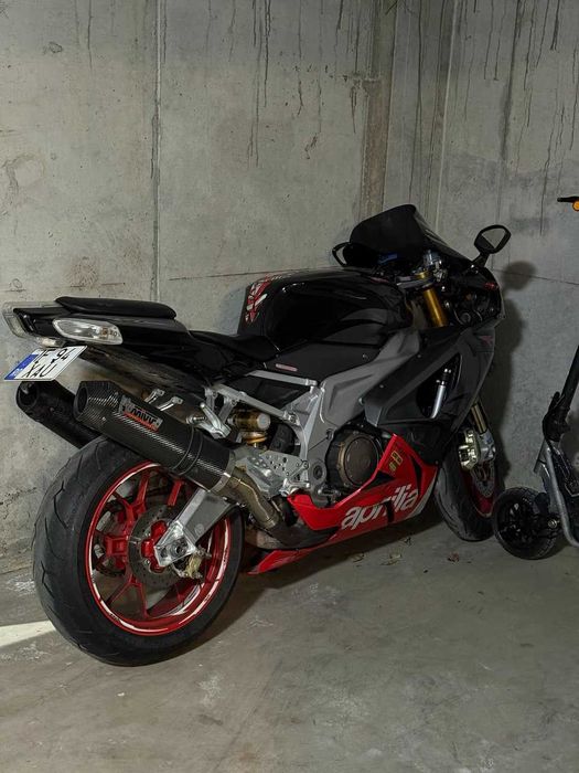 Aprilia RSV1000R – 2008 – 26.000 km