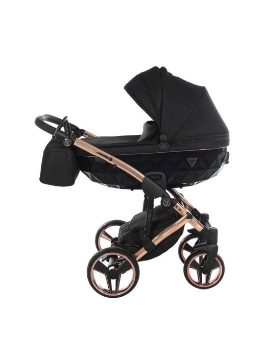 Бебешка количка Junama Diamond 2 в 1