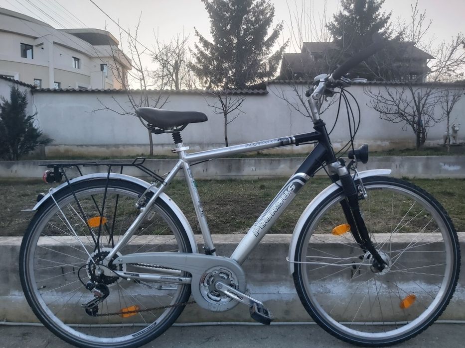 Vând trei biciclete