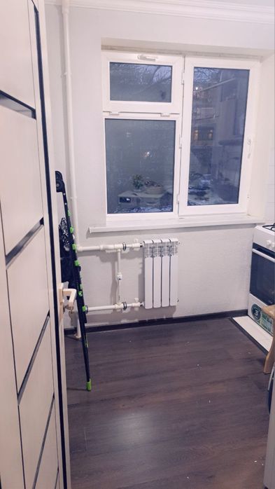 Срочно здаеться 1-ком квартира Аренду в городе Чирчике  4-микрорайоне