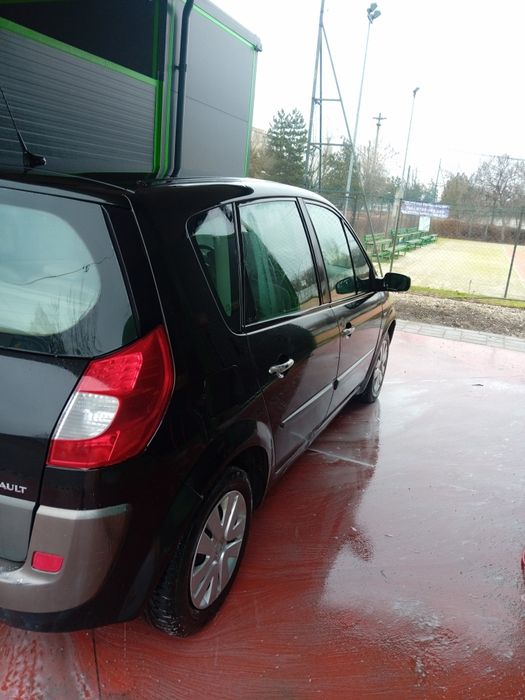 Vând scenic 2 1.5 dci 6 trepte 106 cp