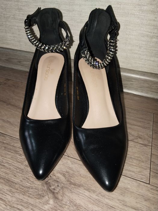 Туфли 38 размер.   .