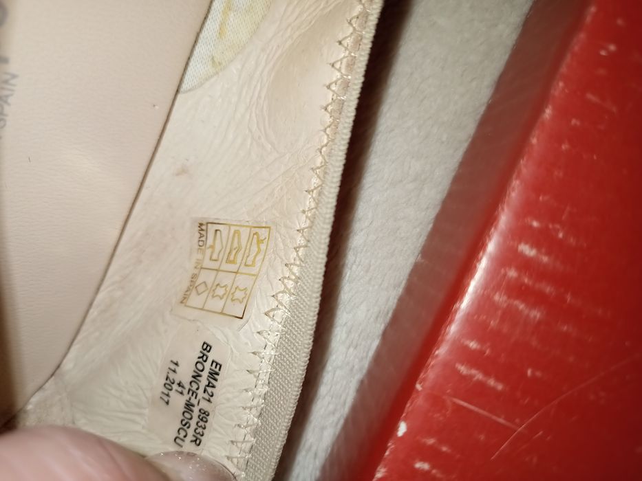 Продам балетки женские