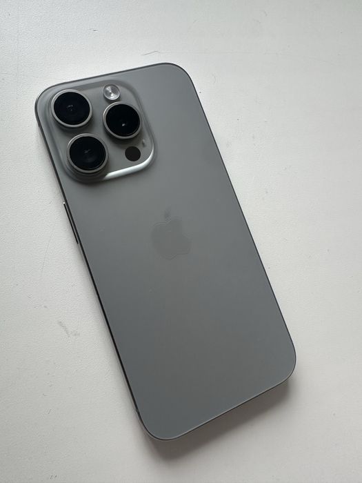 Iphone 15 pro 256гб