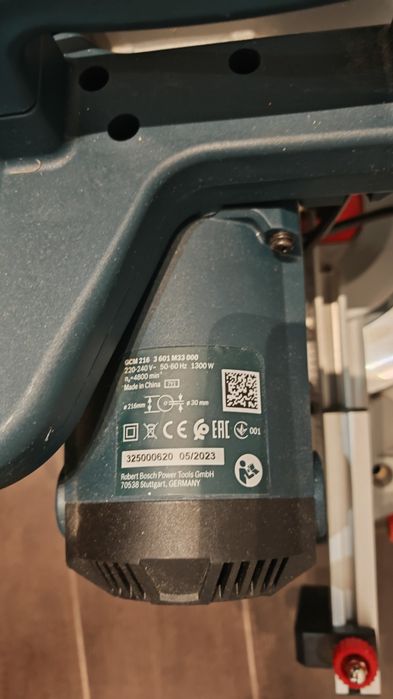 Fierastrau circular stationar Bosch Professional GCM 216, 1300 W