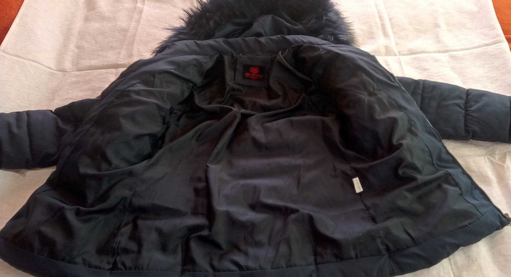 Продавам зимно яке