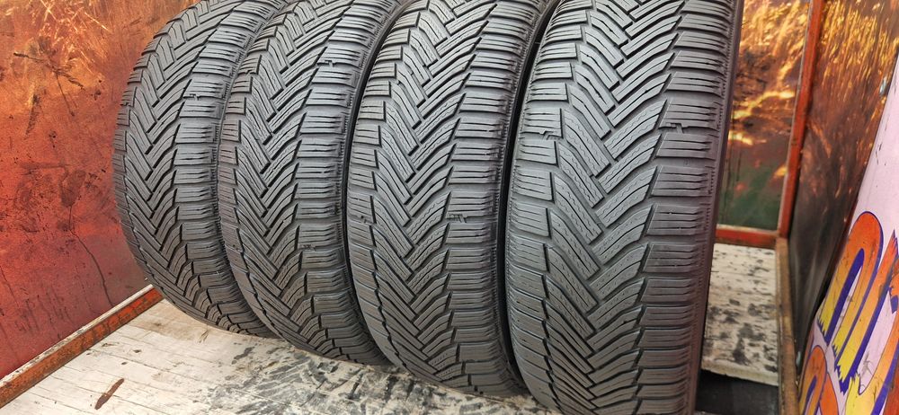 Set 4 Anvelope Michelin 215 55 R17 M+S . Dot 2021