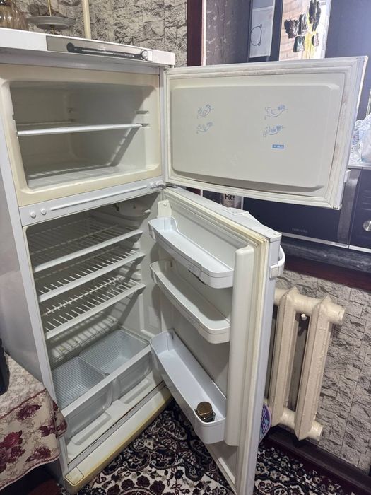 Холодилник индезит