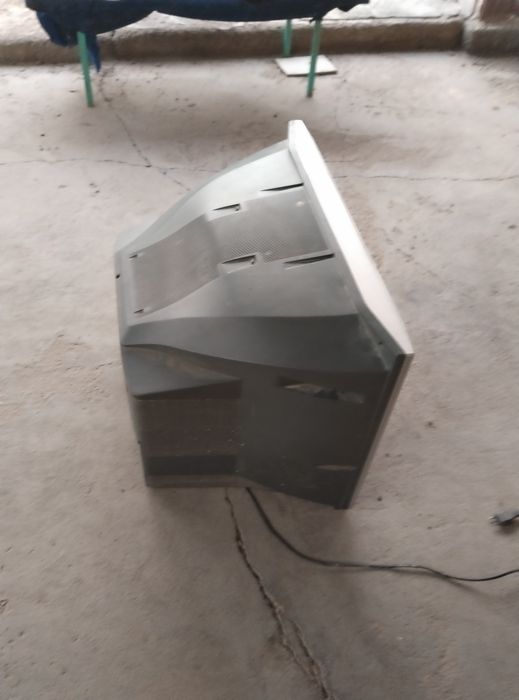 Телевизор хороши состояние