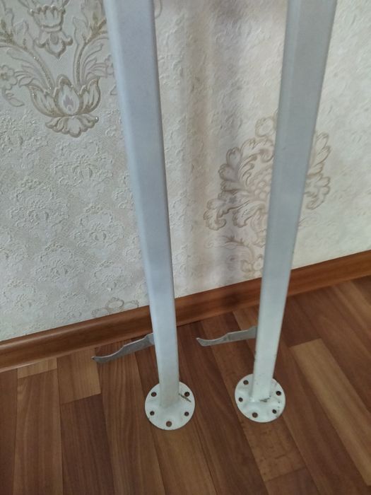 Продаю стойки для радиаторов отопления