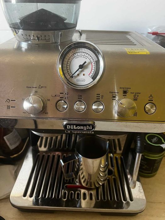 Espressor Semi-Automat DeLonghi La Specialista Arte cu Garantie