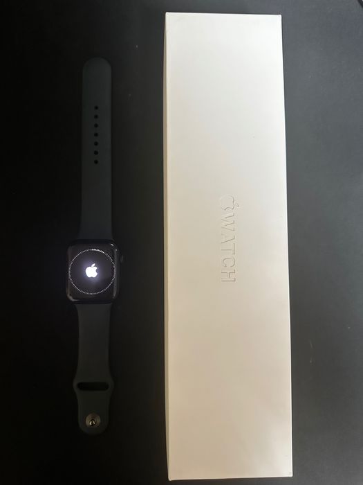 Apple Watch 8 45mm