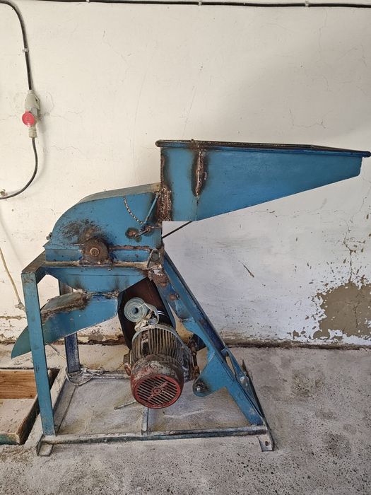 Moara urluiala hrana animale