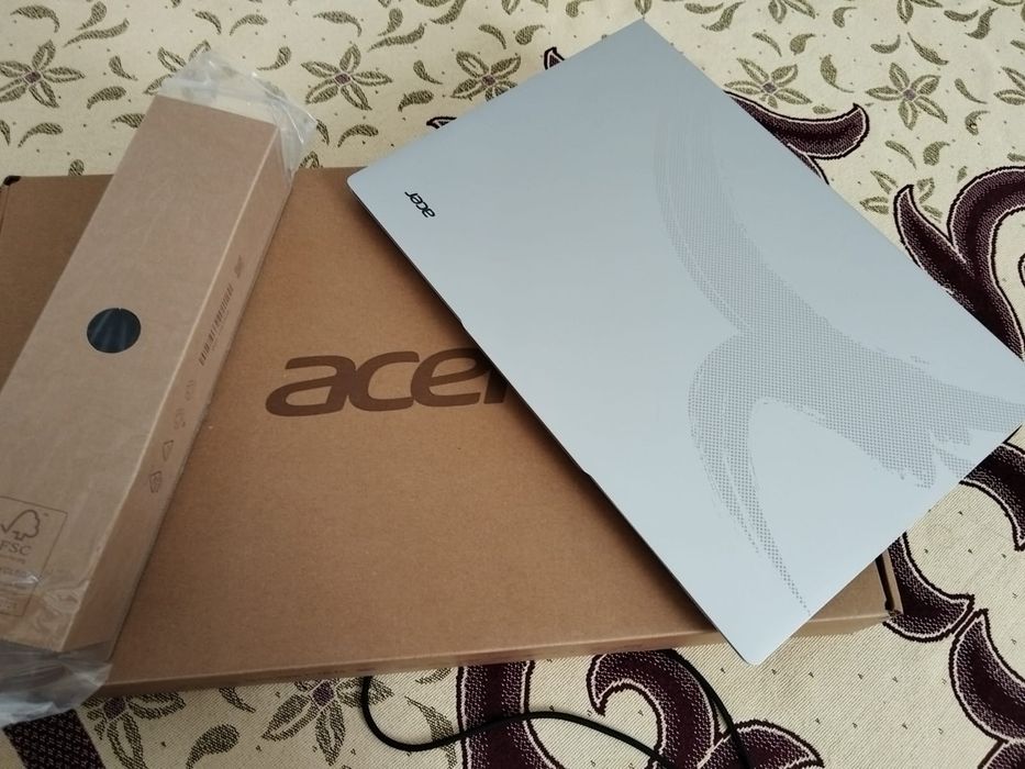 Продается ноутбук Acer