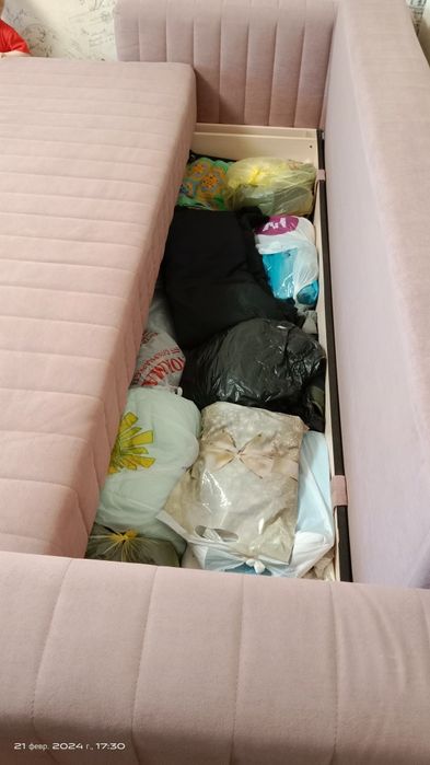 Продам хороший диван