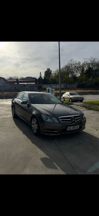 MERCEDES-BENZ E-Class 2012 — imagine 3