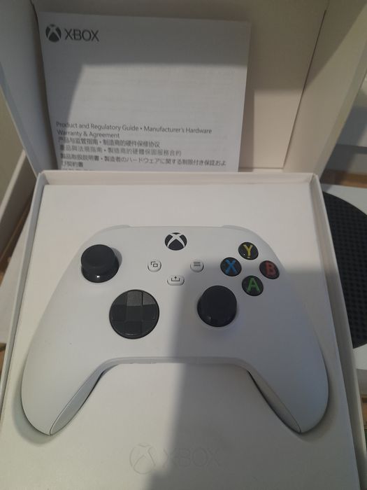 Продам Xbox series S  512 gb ssd