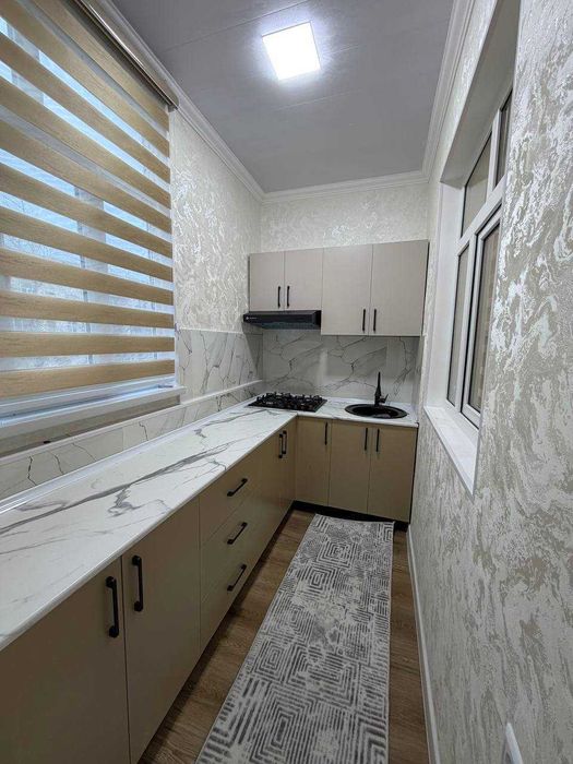 СРОЧНО !! Продается квартира в Яшнабаде 2/2/4 ( 50 кв/м ) Авиасозлар 1