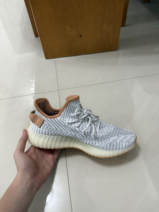 Adidasi Adidas yeezy