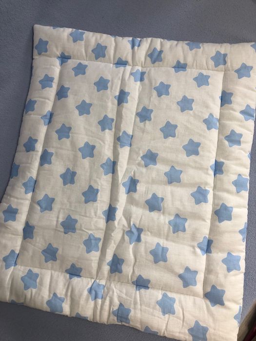 Продам бортики в манеж