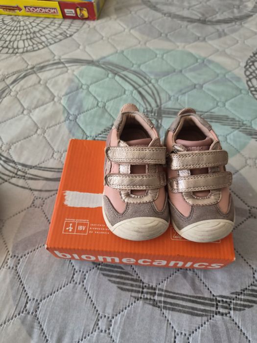 Обувки Biomechanics 20 номер