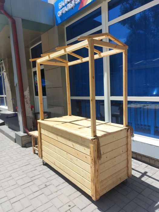 Тележка из дерева